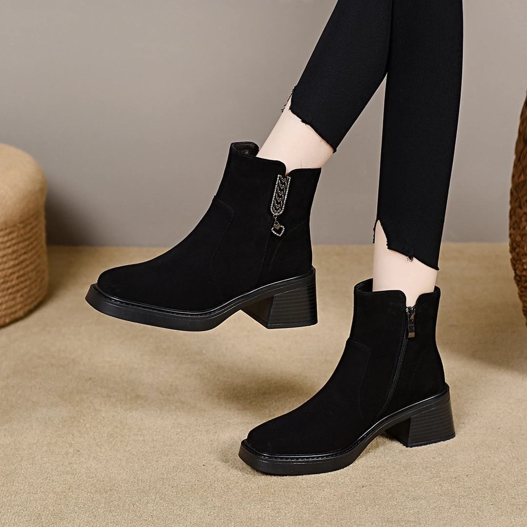 2024冬季新款女鞋厚底磨砂真皮鞋高跟女靴气质粗跟加绒英伦风短靴