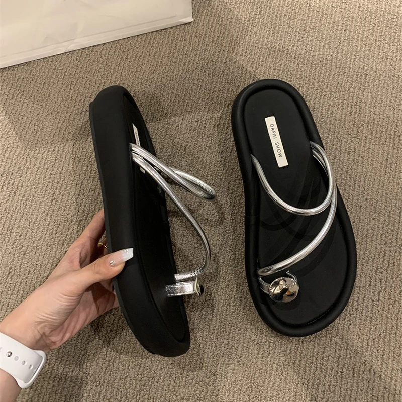 夏季外穿凉拖鞋女2024新款细带罗马厚底套趾韩版百搭度假沙滩拖鞋