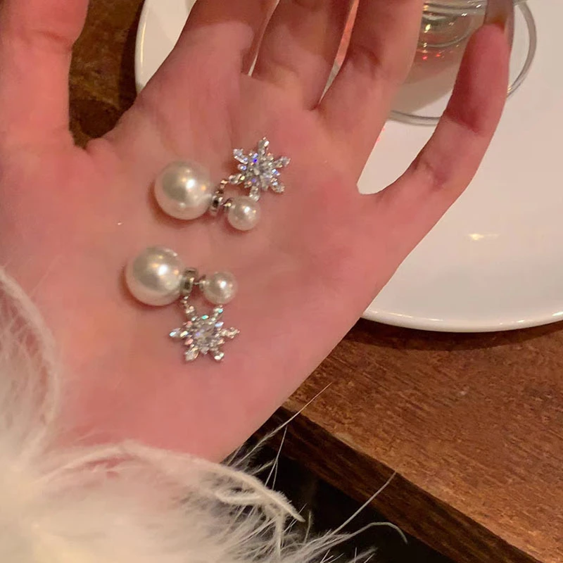 合金耳饰 秋冬新款后挂式雪花仿珍珠耳钉女新款高级感耳饰时尚