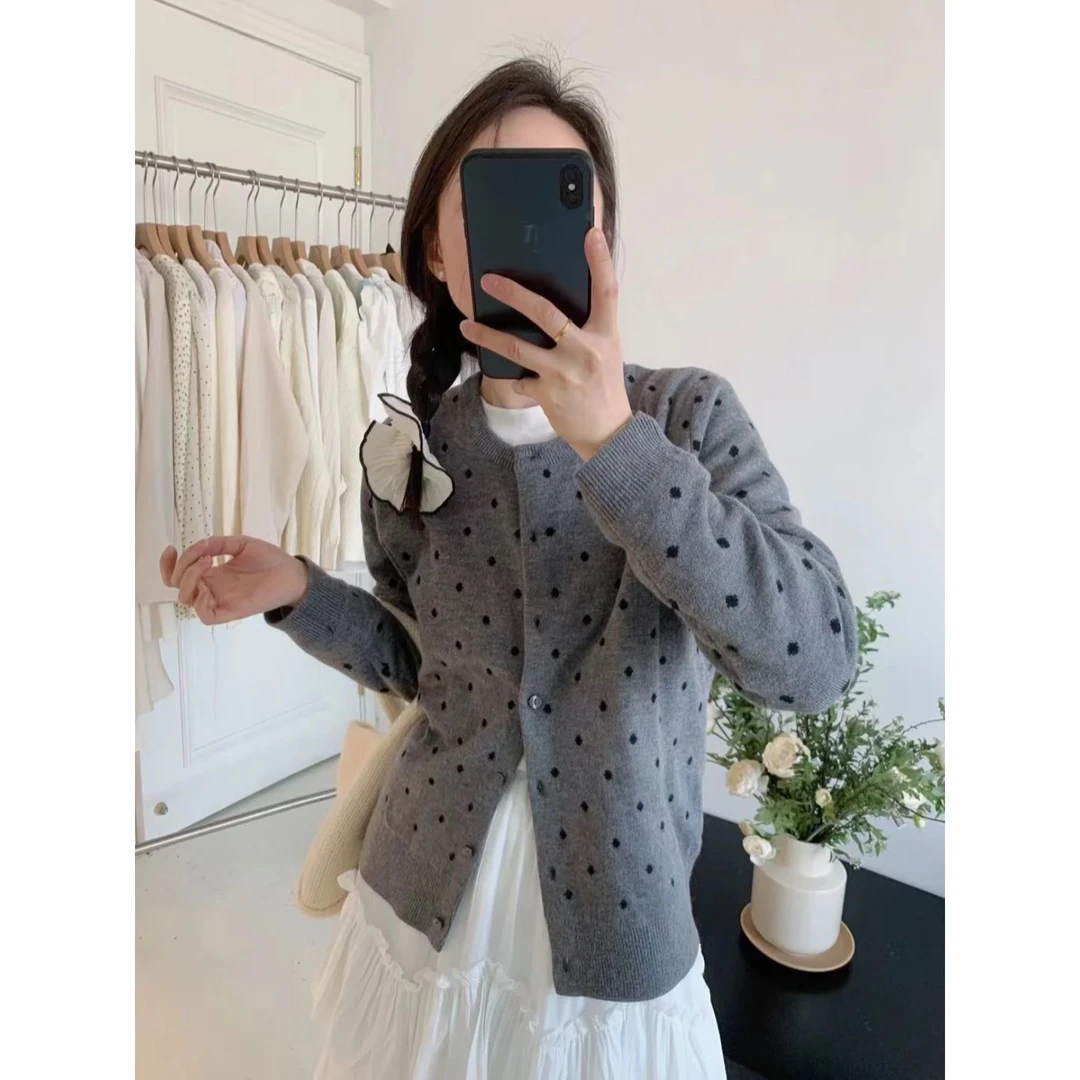 时尚百搭爆款波点针织开衫女2024秋新款设计感百搭显瘦长袖上衣