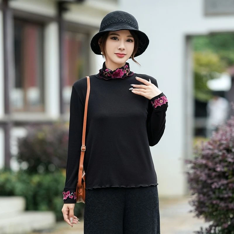 秋冬新款民族风复古刺绣高领加绒棉质绣花打底衫女士长袖上衣