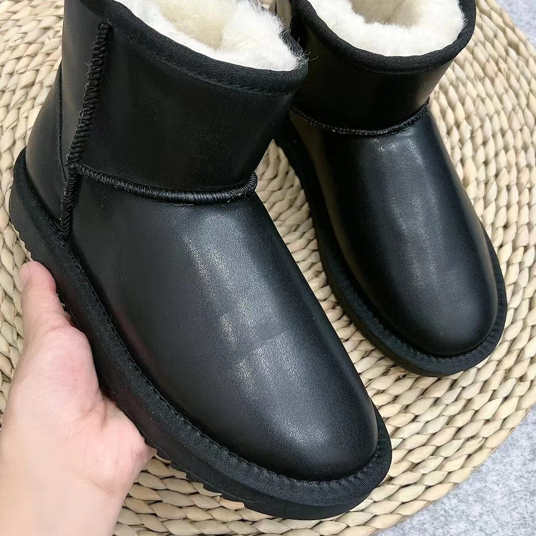 防水经典款男女同款雪地靴