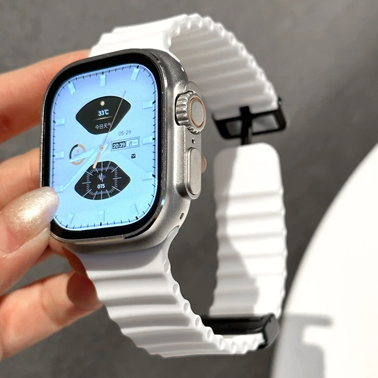 适用iwatch手表s9苹果S8海洋硅胶s7表带ultra2代高级感se黑色腕带