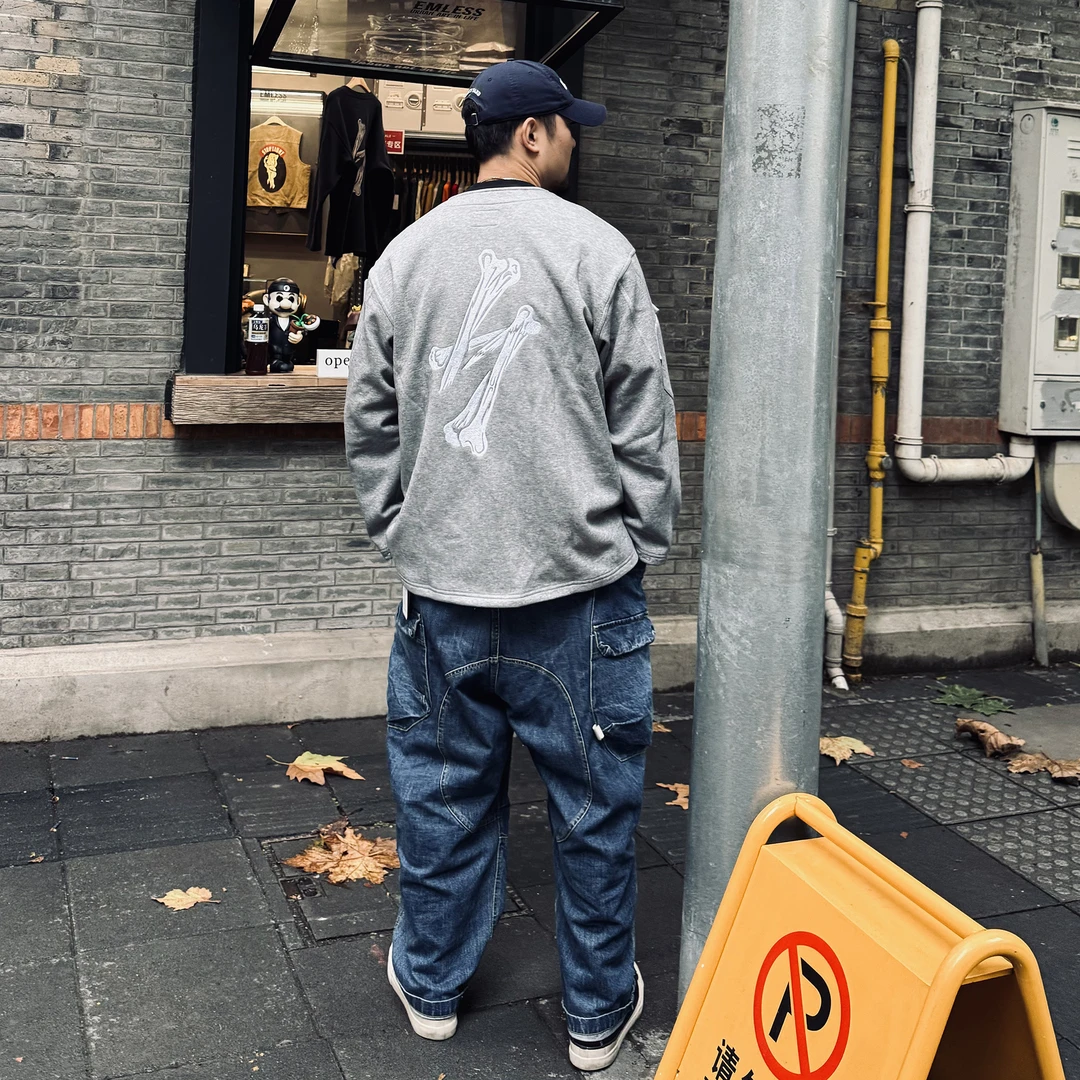 EMLESS24绒断骨闪电刺绣保暖棒球开衫日系百搭休闲外套内搭男