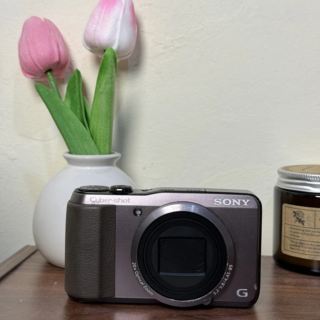 95新 Sony/索尼 HX30 1820W/20倍光变长焦演唱会ccd wifi GSP功能