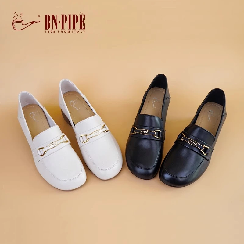 百年烟斗白色乐福鞋女通勤低跟一脚蹬黑色软皮妈妈鞋法式秋季单鞋