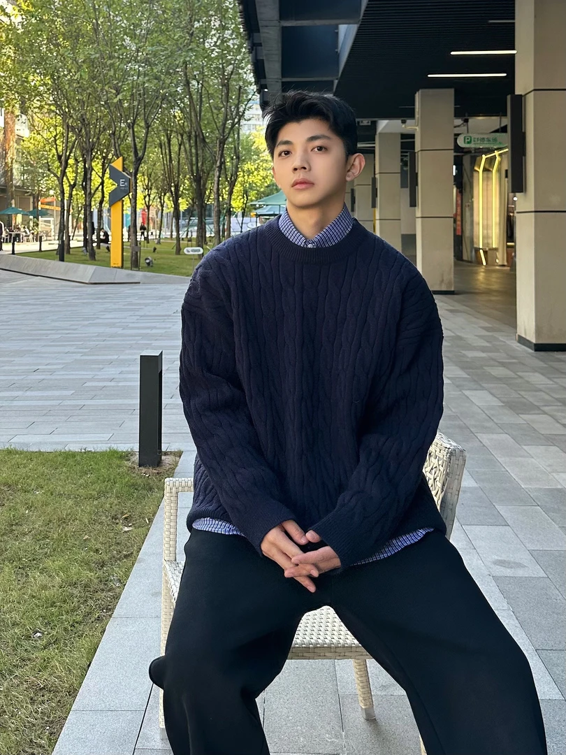 浩仔STUDIO 24秋冬新款长袖男女同款加绒加厚套头毛衣 1-28071