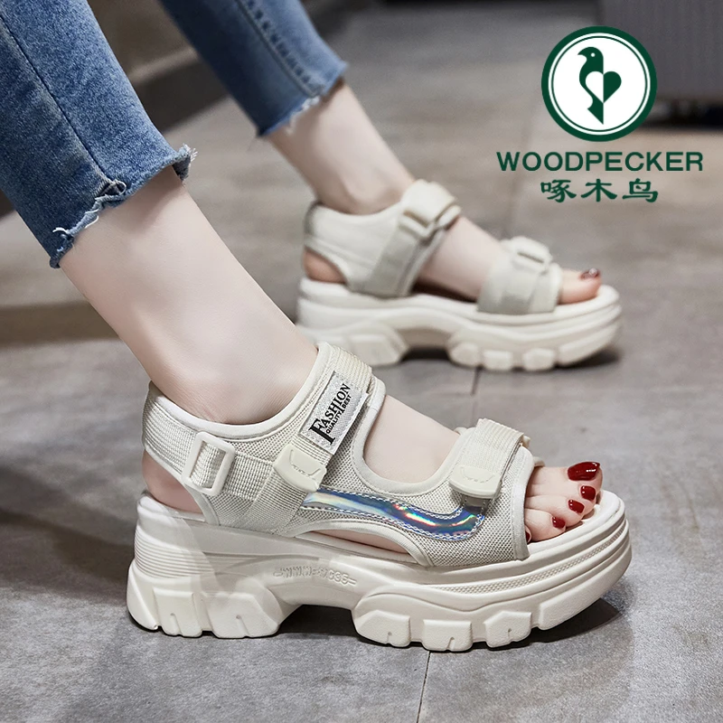 啄木鸟时尚老爹凉鞋女2024年夏季新款厚底松糕鞋运动沙滩休闲女鞋