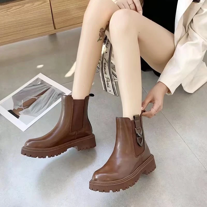 2024年新款秋季烟筒靴厚底中筒靴切尔西短靴