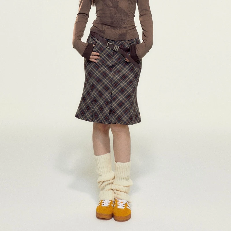 LINY LIBERTY 23SS 设计感复古格纹鱼尾包臀裙子女显瘦a字半身裙