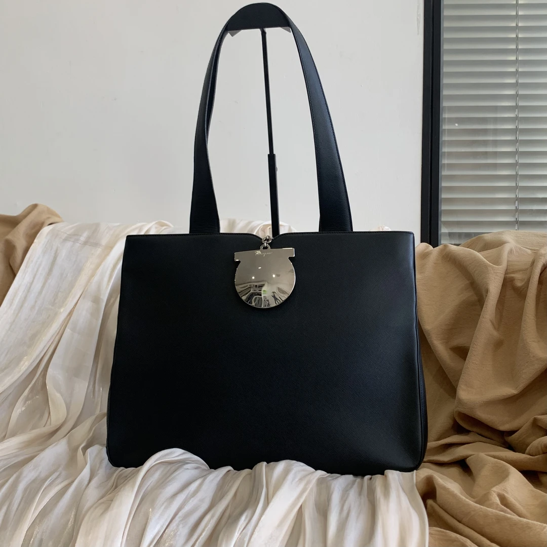 95新 FERRAGAMO/菲拉格慕 时尚简约质感ins休闲单肩手提托特包