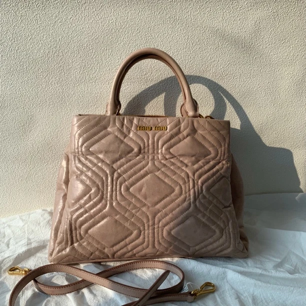 95新 MIU MIU/缪缪 时尚百搭手拎包