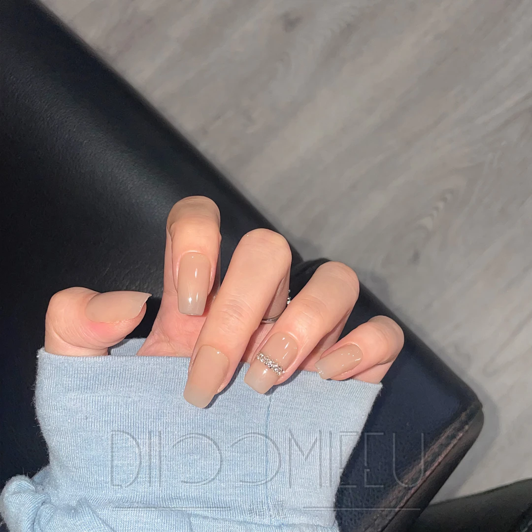 【追光】缇觅轻奢简约高级裸色小钻全华子钻纯手工可拆卸式穿戴甲