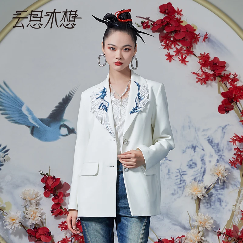 云思木想原创中国风秋冬重工不对称设计感绣花时尚气质西装69780