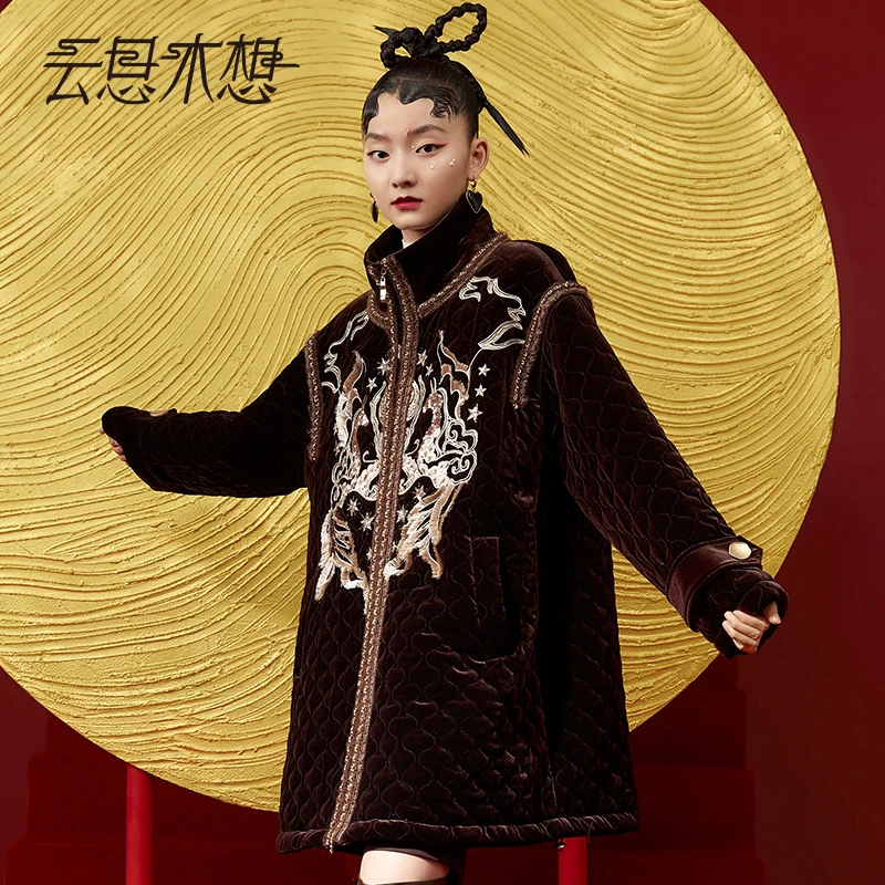 云思木想摩登中国风2022冬季新款梦中仙鹿刺绣棉外套10133