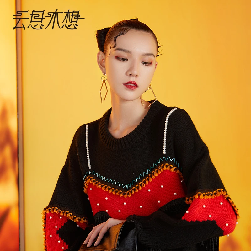 云思木想原创中国风秋冬钉珠流苏时尚百搭圆领撞色毛衣18908
