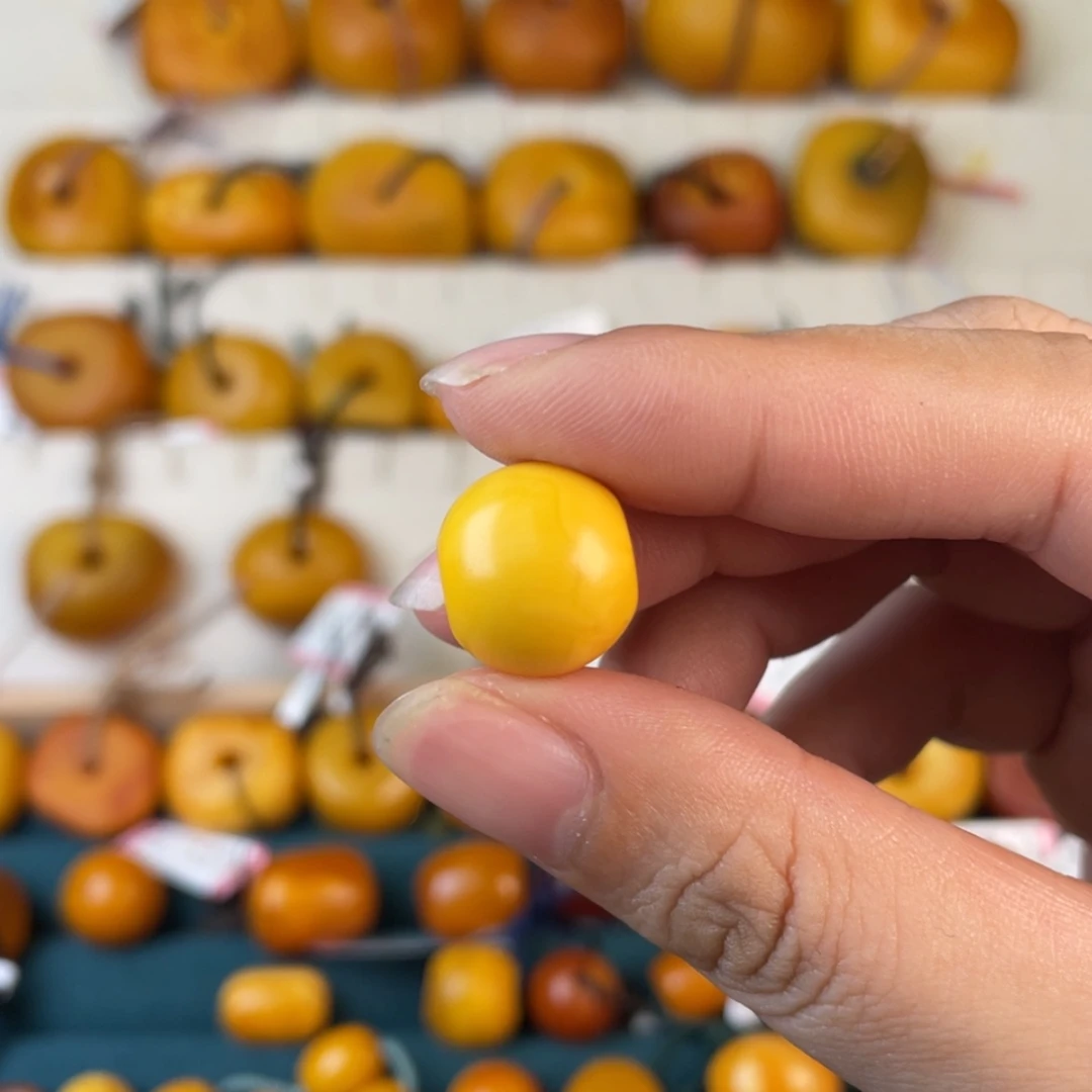 【闪购商品】琥珀颈饰未镶嵌大***子