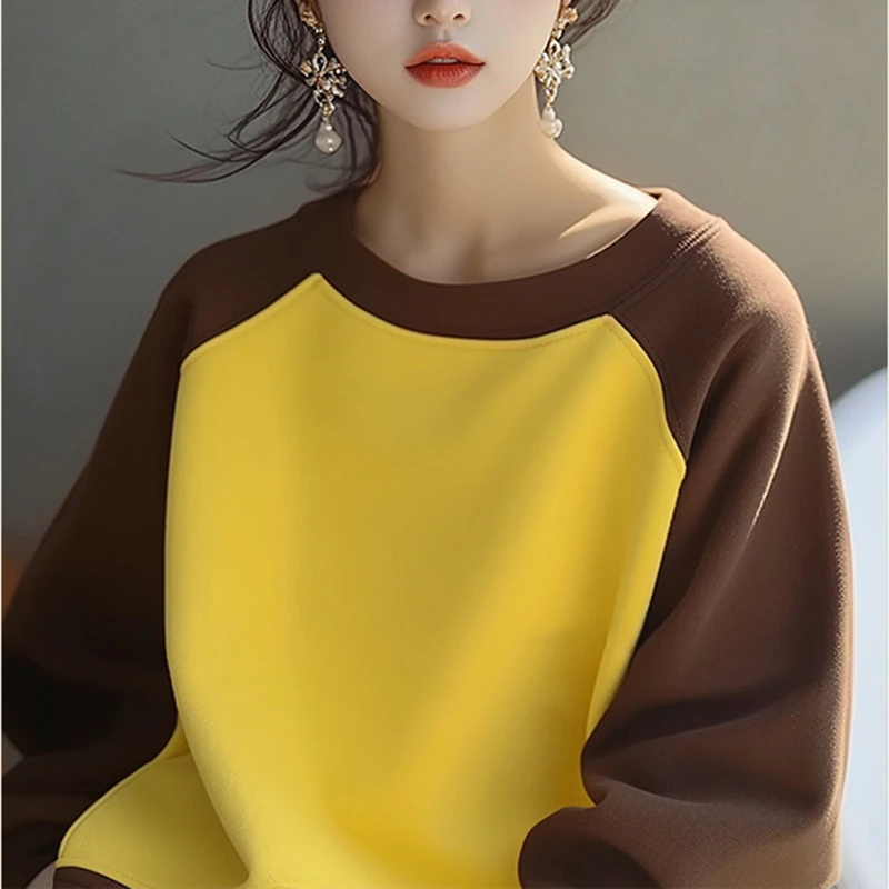 2025新款秋冬美式黄棕撞色拼接卫衣女洋气别致圆领加绒时尚上衣潮
