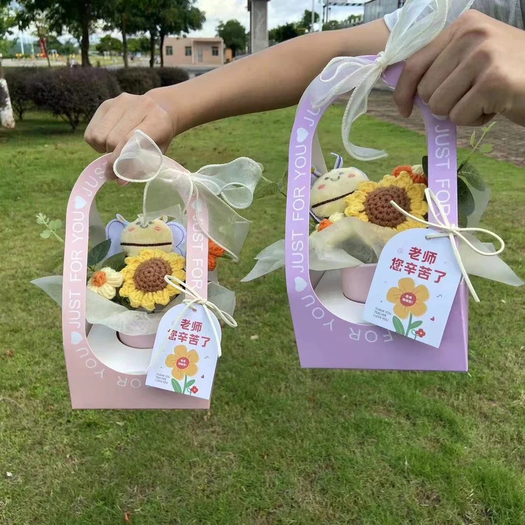 教师节礼物送老师班主任男女精致花束向日葵针织花盆栽小摆件实用