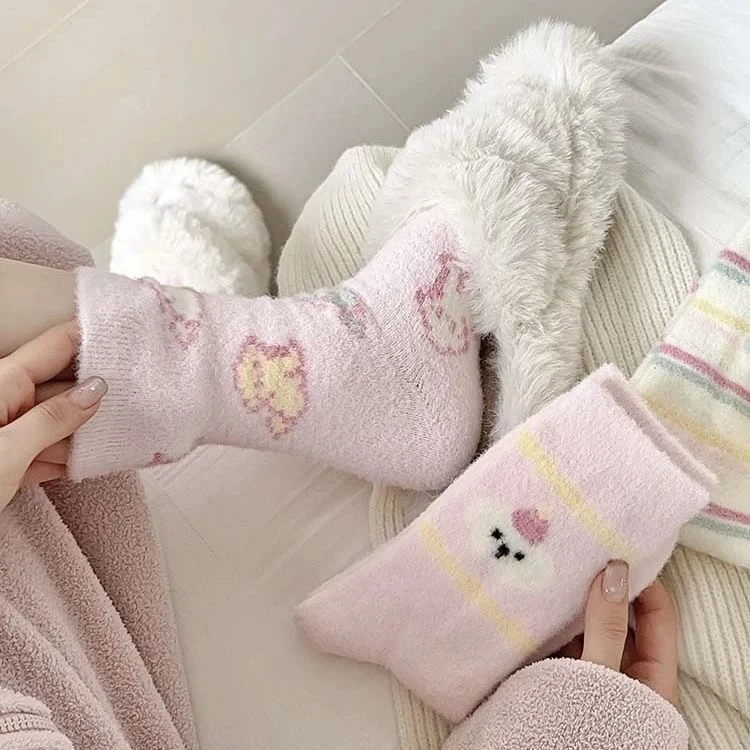 毛茸茸袜子女可爱睡觉穿的秋冬女生加厚居家冬季保暖中筒厚款睡眠