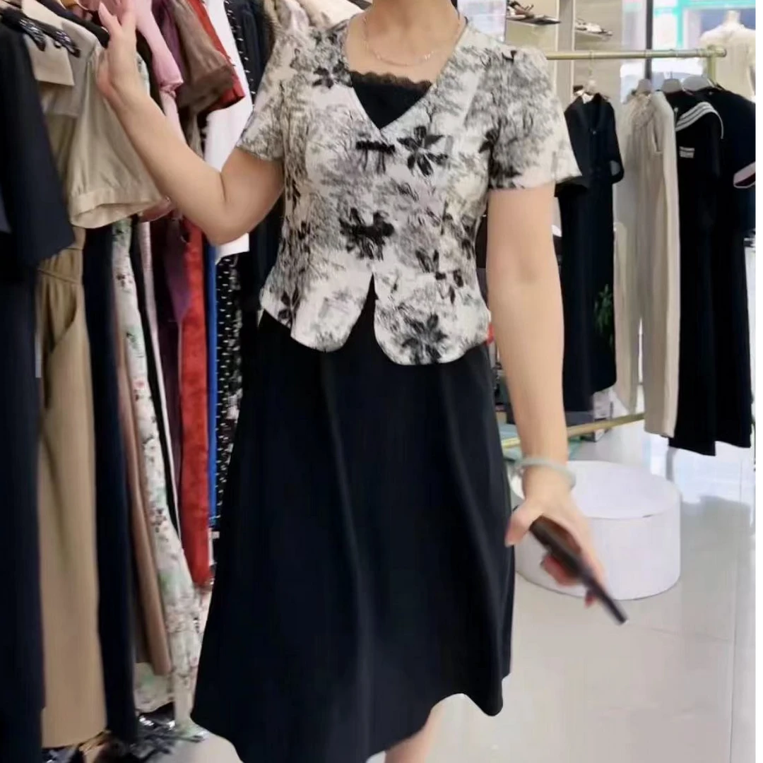 美文服饰 休闲时尚连衣裙