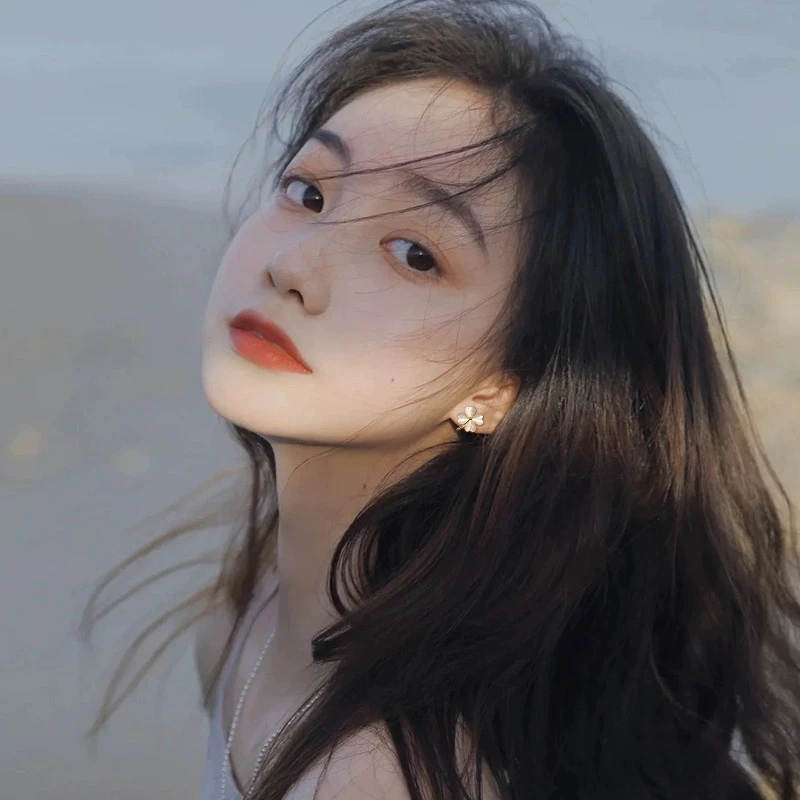 铜合金耳饰 925银针 1064「拾起幸运草」四叶草气质众设计感耳饰