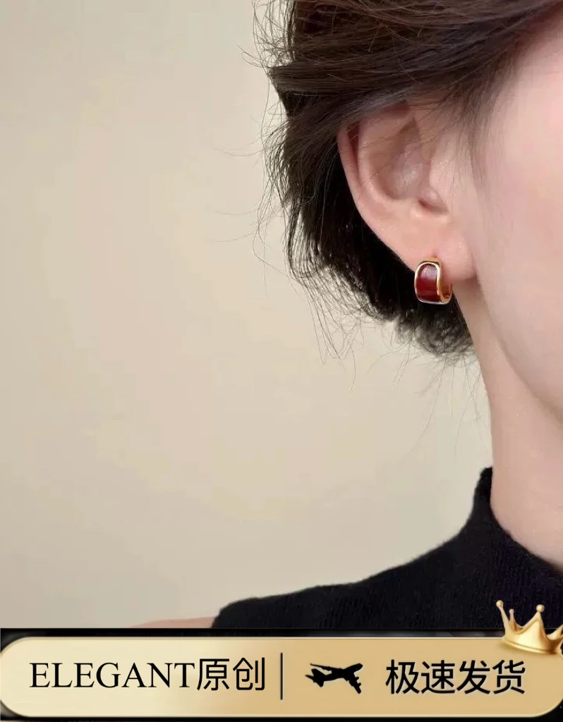 铜合金耳饰 1044 「小甜豆」安格拉红少女元气满满日常轻奢百搭耳钉