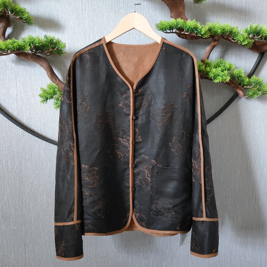 【千奈莉 】 暗夜牡丹油丝皮料双面穿长袖上衣女外套