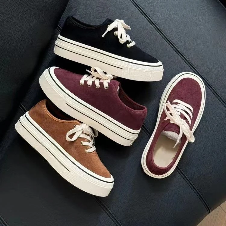 女款2024秋冬季新款流行休闲鞋洋气轻便跑步软底板鞋