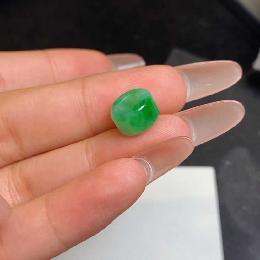 【闪购商品】翡翠颈饰未镶嵌7****1裸石路路通