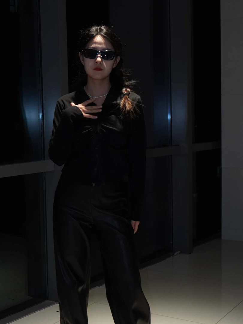 2024FYSX迎新春新款长袖外套内搭时尚百搭女士小众翻领设计感外套