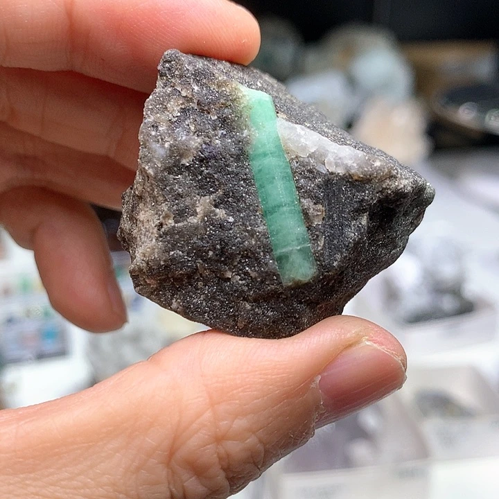 645 三水矿物标本摆件