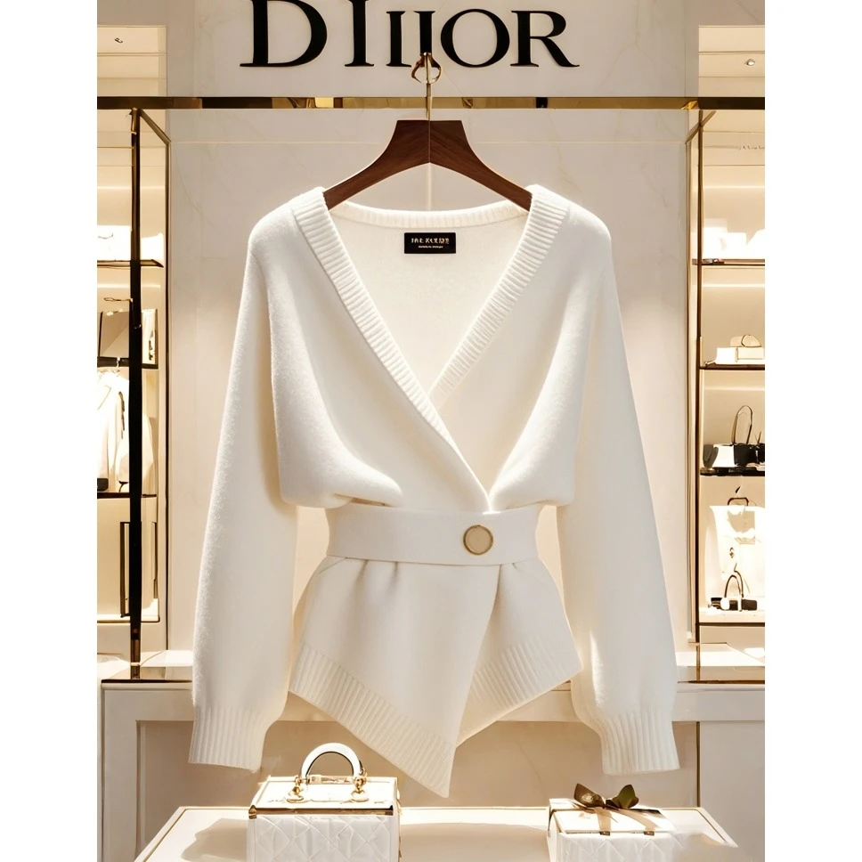 2024年秋新款设计感小众高级感针织上衣小香风软糯白色毛衣外套女