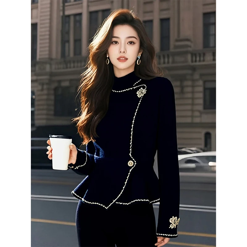 2024新款冬季女款时尚百搭毛衣黑色气质厚款法式潮流休闲洋气上衣