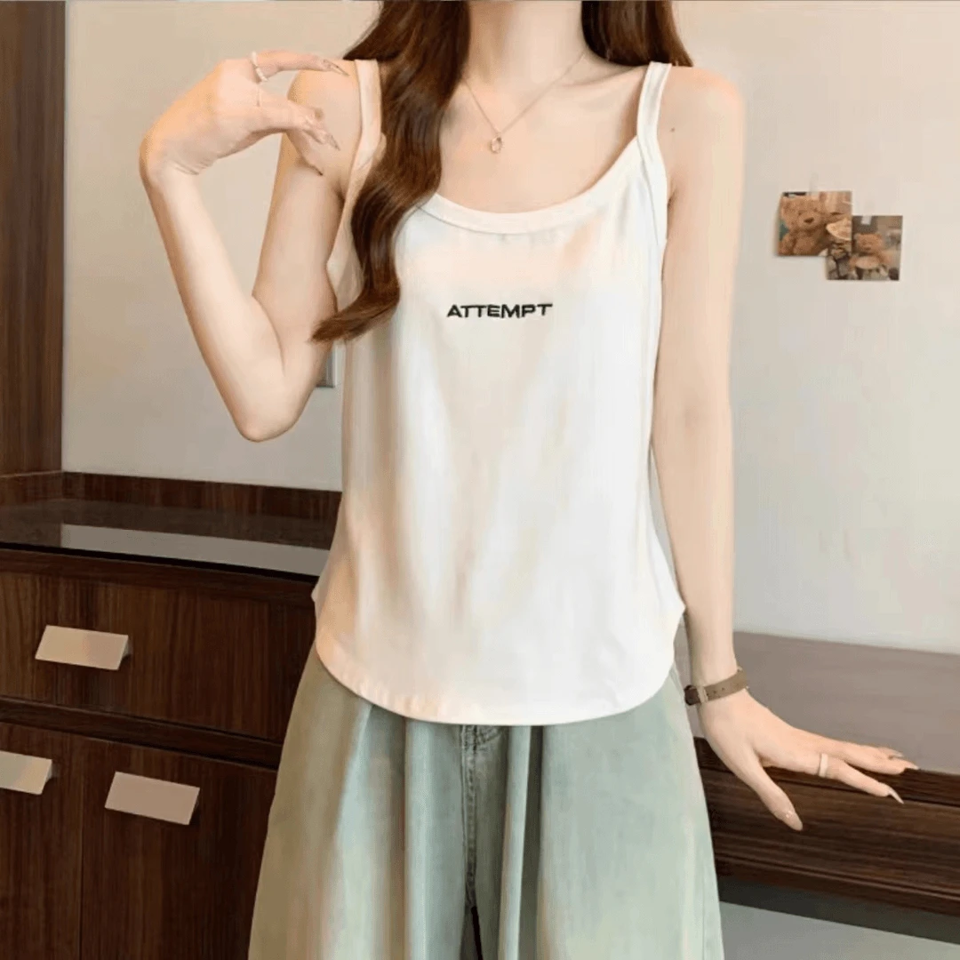 大码刺绣别致小吊带背心女夏季胖MM纯色外穿无袖打底衫设计感上衣