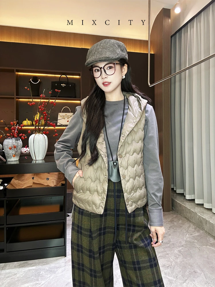 【亚楠本楠】人手一件◆白鸭绒立体波浪纹连帽羽绒马甲6319