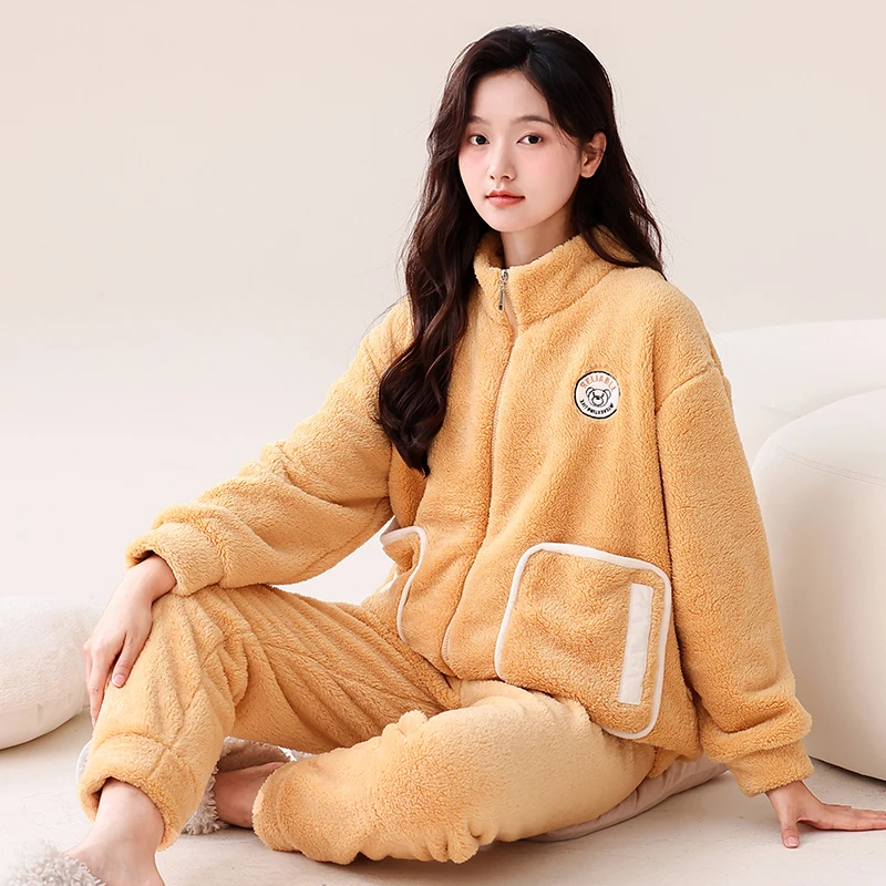 秋冬季加绒加厚珊瑚绒睡衣女冬天保暖宽松家居服甜美卡通拉链套装