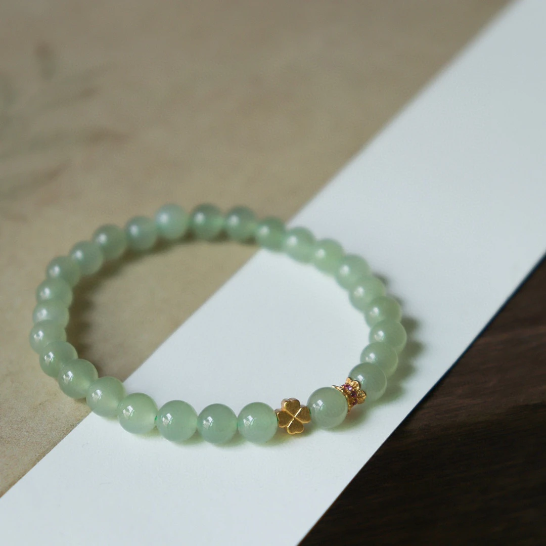 【露华浓】和田玉晴水6mm素圈及搭配