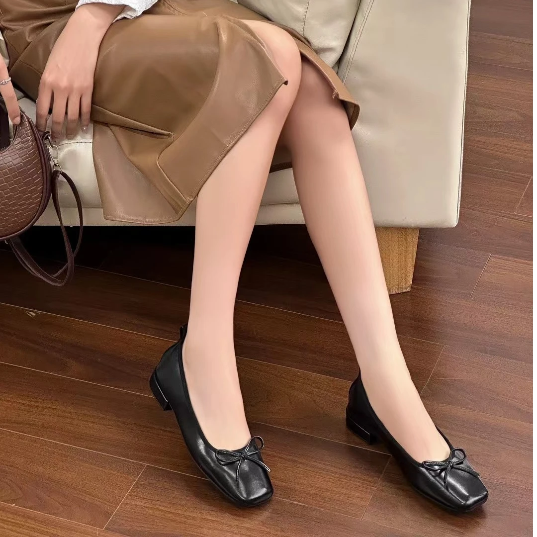 法式方头蝴蝶结平底鞋女2024秋冬新款浅口温柔小单鞋OSSO 1382-58