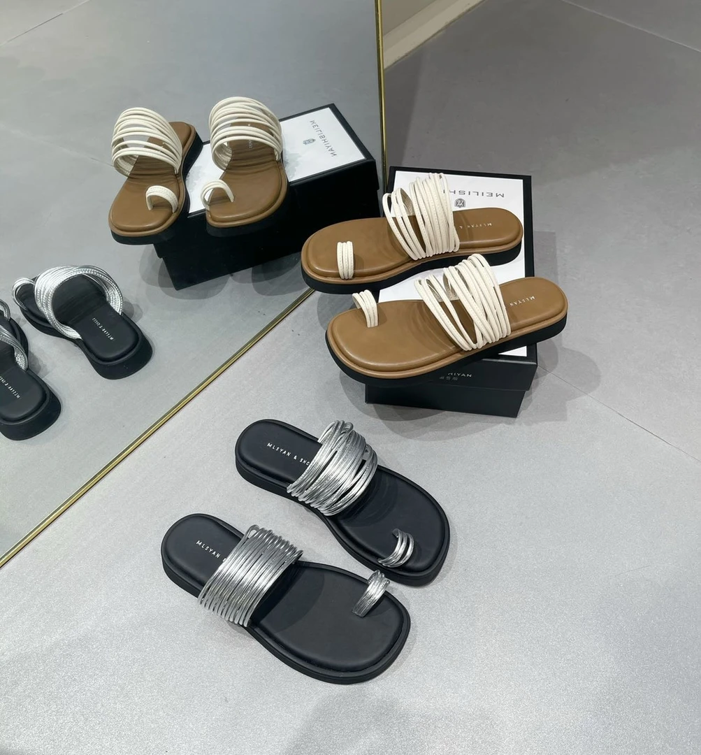 小众设计感套趾凉拖鞋MLSY2024新款外穿配裙子平底罗马凉鞋88086