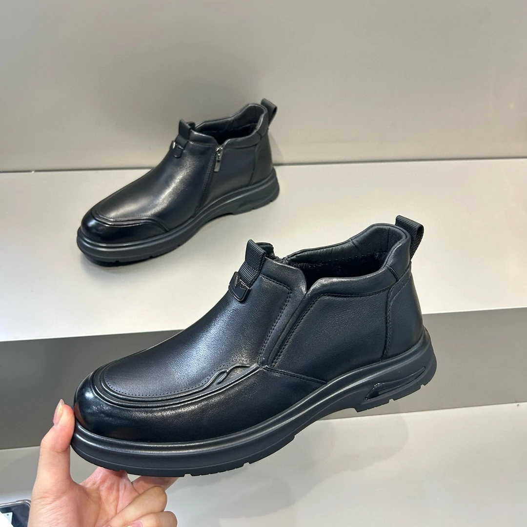 2024秋冬新款真皮男士休闲加绒保暖高帮中老年爸爸时尚男鞋