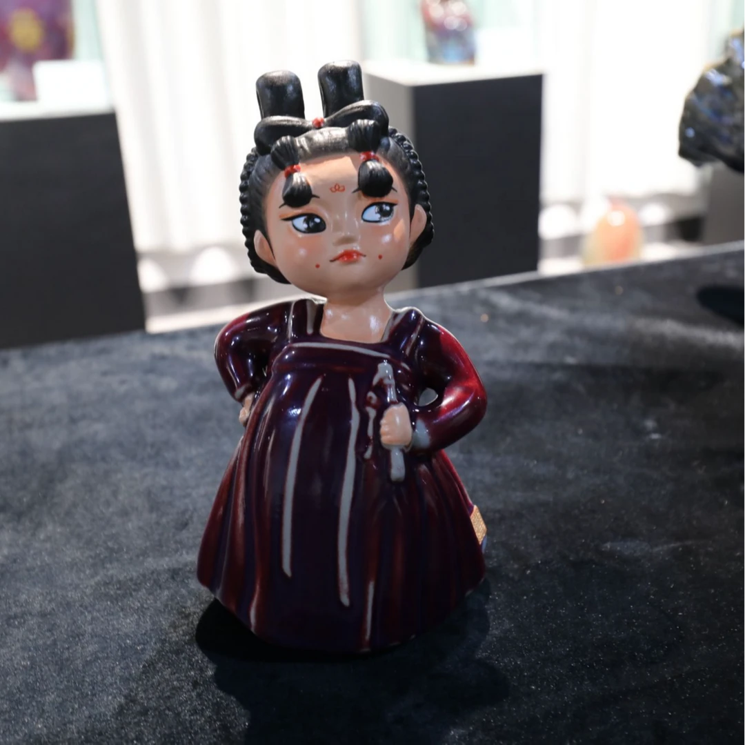 钧瓷摆件——唐宫夜宴娃娃