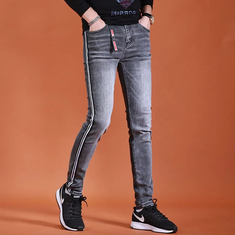烟灰色牛仔裤男春秋季款潮牌修身小脚条纹拼接个性休闲裤男士长裤