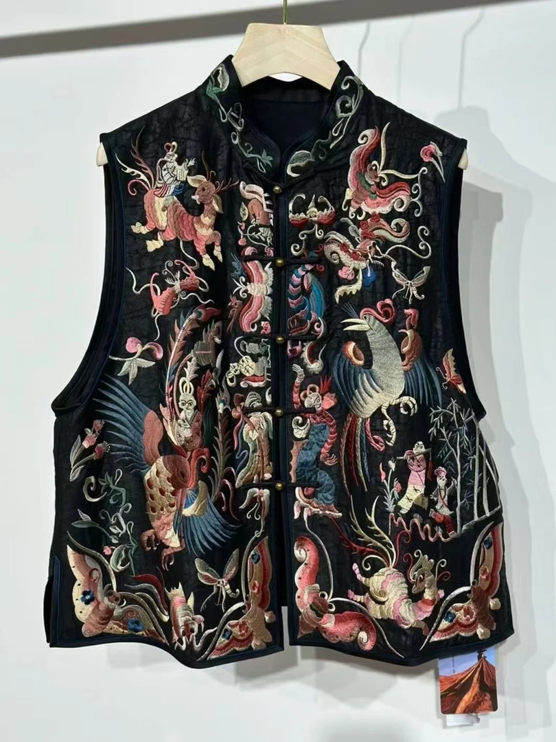 2024秋季新款高级气质龟纹裂马甲背心女个性重工国潮风刺绣新中式