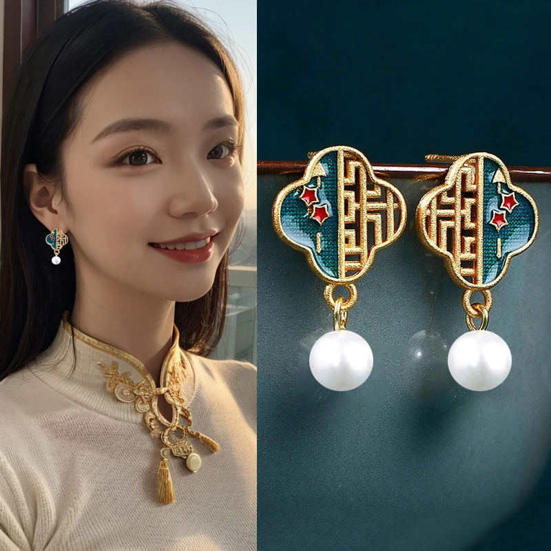 中国风镂空梅花古典扇面珠珠耳钉轻奢气质百搭耳环小众设计感耳饰