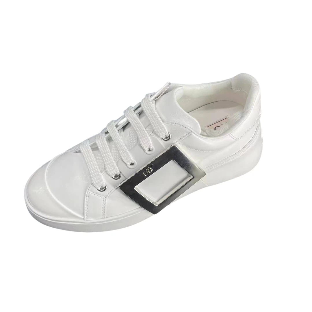 99新 Roger Vivier/罗杰·维威耶 女士白色夏季时尚百搭板鞋 971