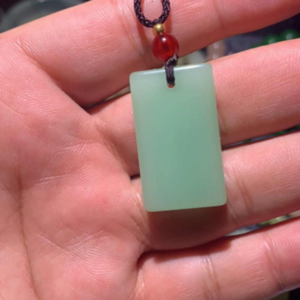 精品爆款 p16新疆天然青苹果色无事牌手工定制 拍一发一