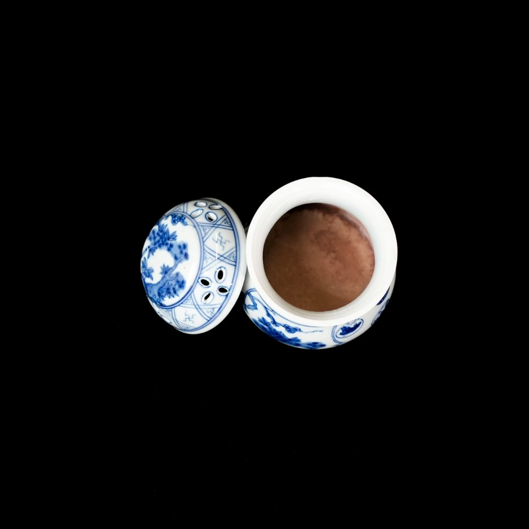 老于鸣虫 黑虫青花瓷罐子 鸣虫用具