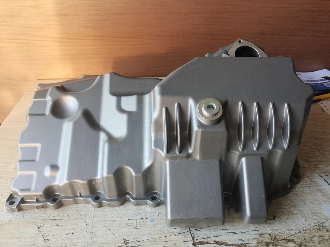 宝马3系5系N20发动机发动机油底壳铝合金油底壳改进版铝
