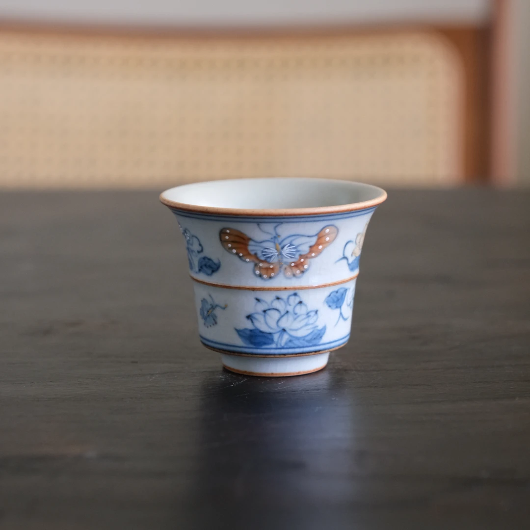 【云长】斗彩蝴蝶竹节杯